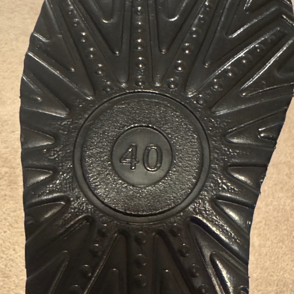 Monogram slipper Boots - Picture 5 of 5